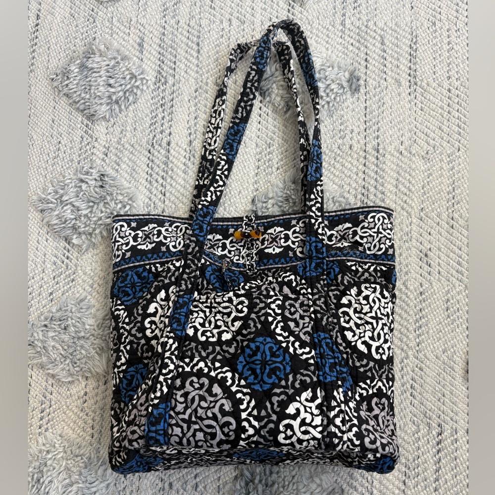 Vera Bradley Tote